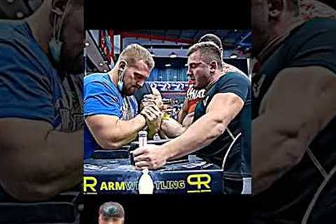 Erakli vs levan 😲 #armwrestling #sports#viralshort