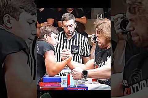 😱A 15 Year old monster met AKIMBOO #trending#armwrestler#akimboo#edit#sports#shorts#trendingshortsf