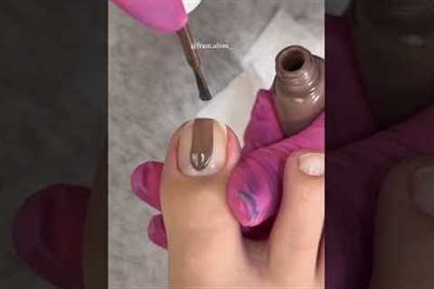 Brown pedicure fram.alves_