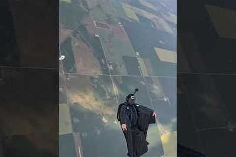 Wingsuiters can gain altitude!