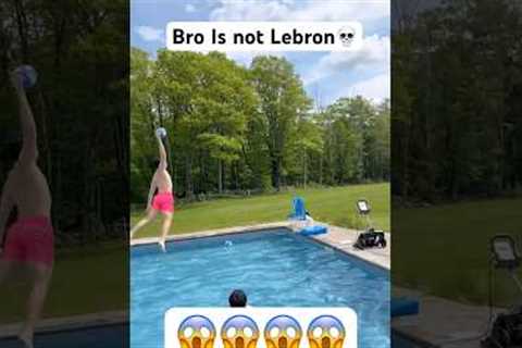 LEBRON?!?? #lebron #basketball #hoops #dunk #slamdunk #viralvideo #viralshorts #watch #funny #fail