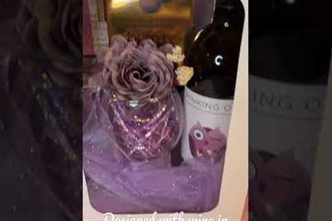 Wine Gift Ideas| Gift Basket | Mothers Day #baskets #basketmaking #diy #gifts #holidays #mothersday