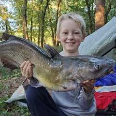 Survival Fishing Catch & Cook (NO Hooks, Rods, Reels) - Survival Camping Skills