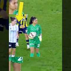 Funny moments in women's football #soccer #futbol #football