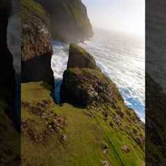 Dive into the Thrilling Blue Ocean with FPV Drone #shorts