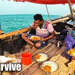 We survive cook and eating crabs, pulled the nets from the sea into the boat and caught fish