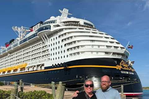 3 Days on the Disney Fantasy Cruise | Food, Shows &amp; Castaway Cay!