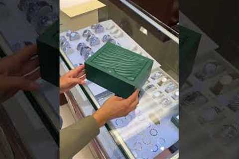 Unboxing a beautiful rolex #ytshorts #rolex