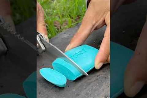 Survival Skills: The Guy Show Amazing Useful Tips In The Forest #survival #outdoors #bushcraft