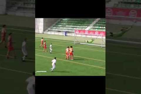 Moments that Nobody would belive if they weren't filmed #shorts #funny #soccer #fyp