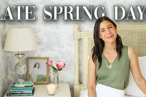 Late Spring Days: Manicure, White Skirt Styling & A Page-Turning Thriller
