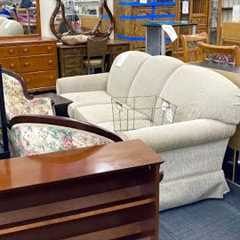 GOODWILL SHOP WITH ME FURNITURE CHAIRS HOME DECOR KITCHENWARE ELECTRONICS SHOPPING STORE WALKTHROUGH
