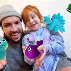 ANiMAL ZOO Transfer!!  Adley & Dad build a play doh pet neighborhood and pretend vet doctor..