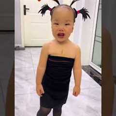 It is wrong to steal other people's buns,The beauty's angry.#cutebaby#funny#vlog#parenting