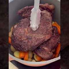 Tender Beef Pot Roast & Gravy