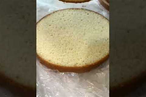 Secret to MOIST cakes is so SIMPLE