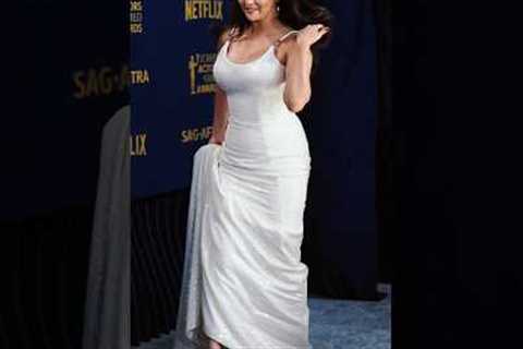 Selena Gomez at the Screen Actors Guild Awards in Los Angeles🤍 #selenagomez #losangeles