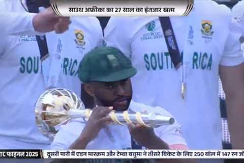 Temba Bavuma Funny celebration with WTC trophy during Trophy celebration after win final