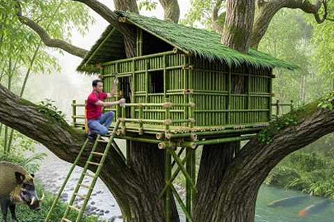 Building a Bamboo Shelter in a Tree - Survival Skills to Hide from Wild Animals
