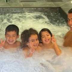 Ronaldo FUNNY Moments With His FAMILY