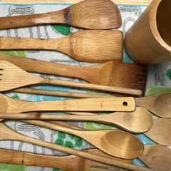 Caring for your wooden kitchen wear ~  Oiling Wooden Spoons