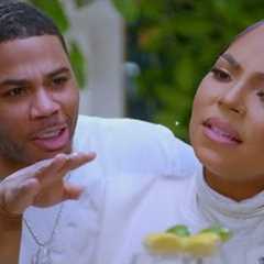 Nelly Tells Ashanti Why He Won’t Change Their Baby's Diapers