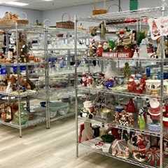 GOODWILL SHOP WITH ME HOME DECOR KITCHENWARE DINNERWARE ELECTRONICS SHOPPING STORE WALK THROUGH