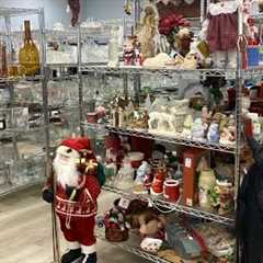 GOODWILL SHOP WITH ME HOME DECOR CHRISTMAS DECORATIONS KITCHENWARE SHOPPING STORE WALK THROUGH