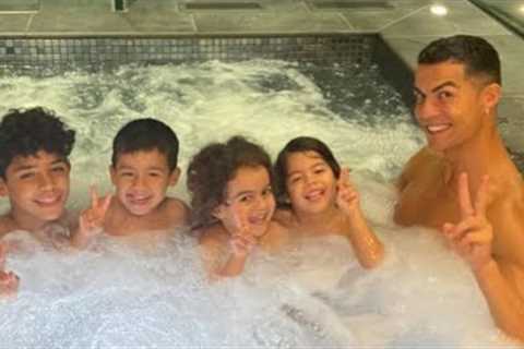 Ronaldo FUNNY Moments With His FAMILY