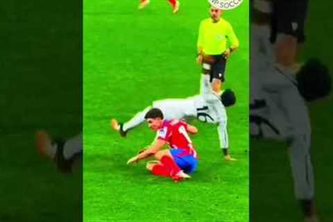 Comedy and funniest moments in football 😂 #trynottolaugh #life #soccer 🎯 HD