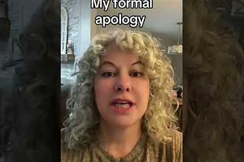 A Woman Formally Apologizes to Social Media Influencers After Becoming One#contentcreator