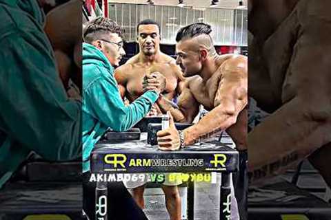 Akimbo took the place of a bodybuilder🔥😱 #armwrestling#trending#armwrestling#shorts