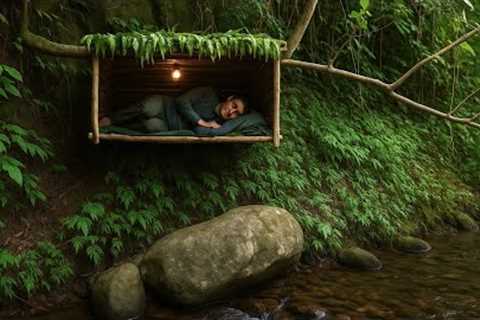 Survival Skills: Tree Shelter, Fishing &amp; Campfire by the Stream
