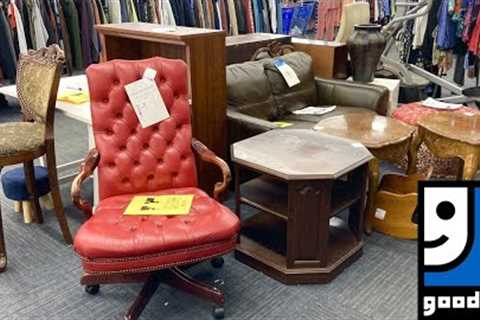 GOODWILL SHOP WITH ME FURNITURE ARMCHAIRS TABLES SOFAS DECOR KITCHENWARE SHOPPING STORE WALK THROUGH