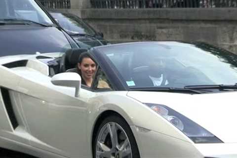 EXCLUSIVE - Kim Kardashian and Kanye West rent a White Lamborghini for a crazy ride in Paris