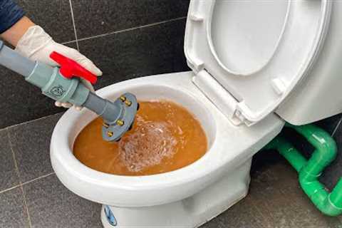 Few People Know This Method! Unclog The Toilet ith PVC Pipe And Old Car Valve!