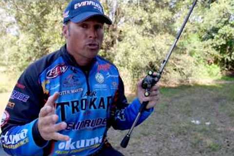 Bass Fishing: How to fish a Plastic Worm with Scott Martin