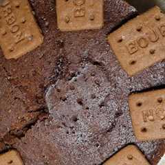 No Oven Cake Recipes (CAKES YOU CAN MAKE IN THE MICROWAVE)
