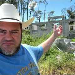 Builders Are Abandoning Construction Sites In Port Charlotte, Florida! Real Estate Panic! 