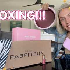 $372 in Cozy Fall Finds… for Less Than $70! (FabFitFun Unboxing)