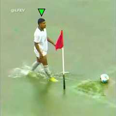 Players vs Water 😳