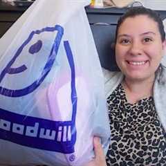GOODWILL SHOP WITH ME, TRY ON & HAUL II THRIFT STORE SHOPPING!