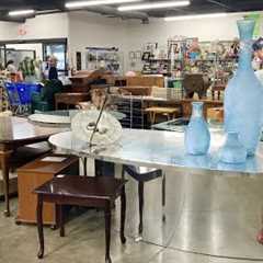 GOODWILL SHOP WITH ME FURNITURE SOFAS KITCHENWARE CHRISTMAS DECORATIONS SHOPPING STORE WALK THROUGH