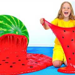 Nastya and friends make a Giant Slime at Home