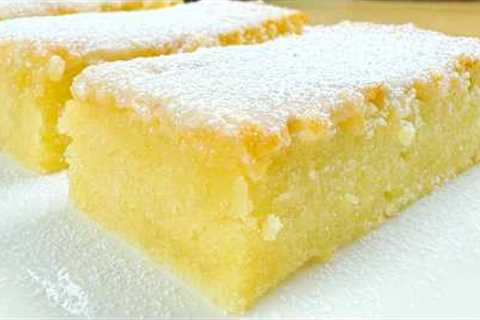 Easy Vanilla Cake recipe - Quick and Delicious! Moist, Vanilla tray bake recipe!