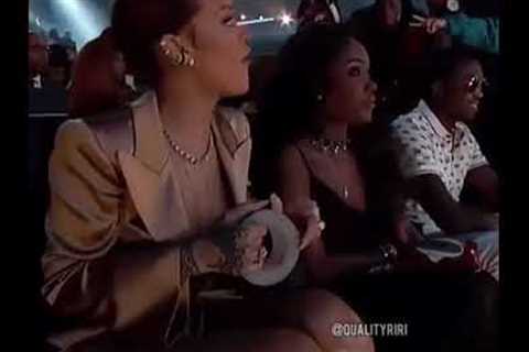 Rihanna being playful at the bet awards
