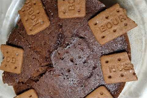 No Oven Cake Recipes (CAKES YOU CAN MAKE IN THE MICROWAVE)