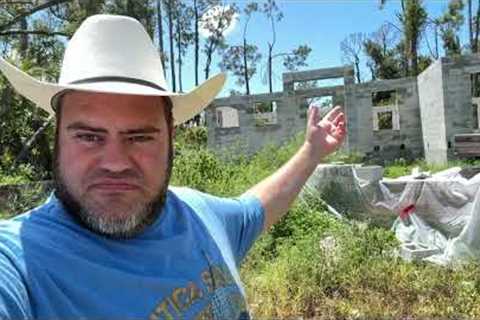 Builders Are Abandoning Construction Sites In Port Charlotte, Florida! Real Estate Panic! 