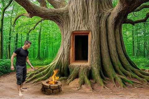 10 Days Solo Bushcraft, Survival &amp; Building a Warm Shelter in a Giant Tree Trunk