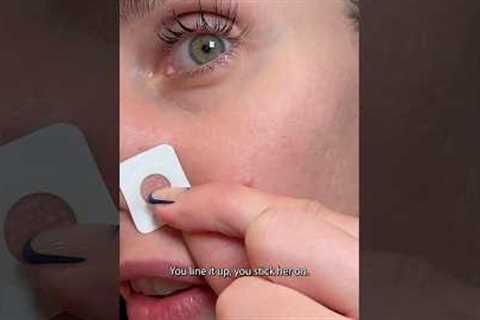 How An Esthetician Gets Rid Of A Pimple In 1 Day!! Zitsticka Killa Patch #zitsticka #acne #skincare